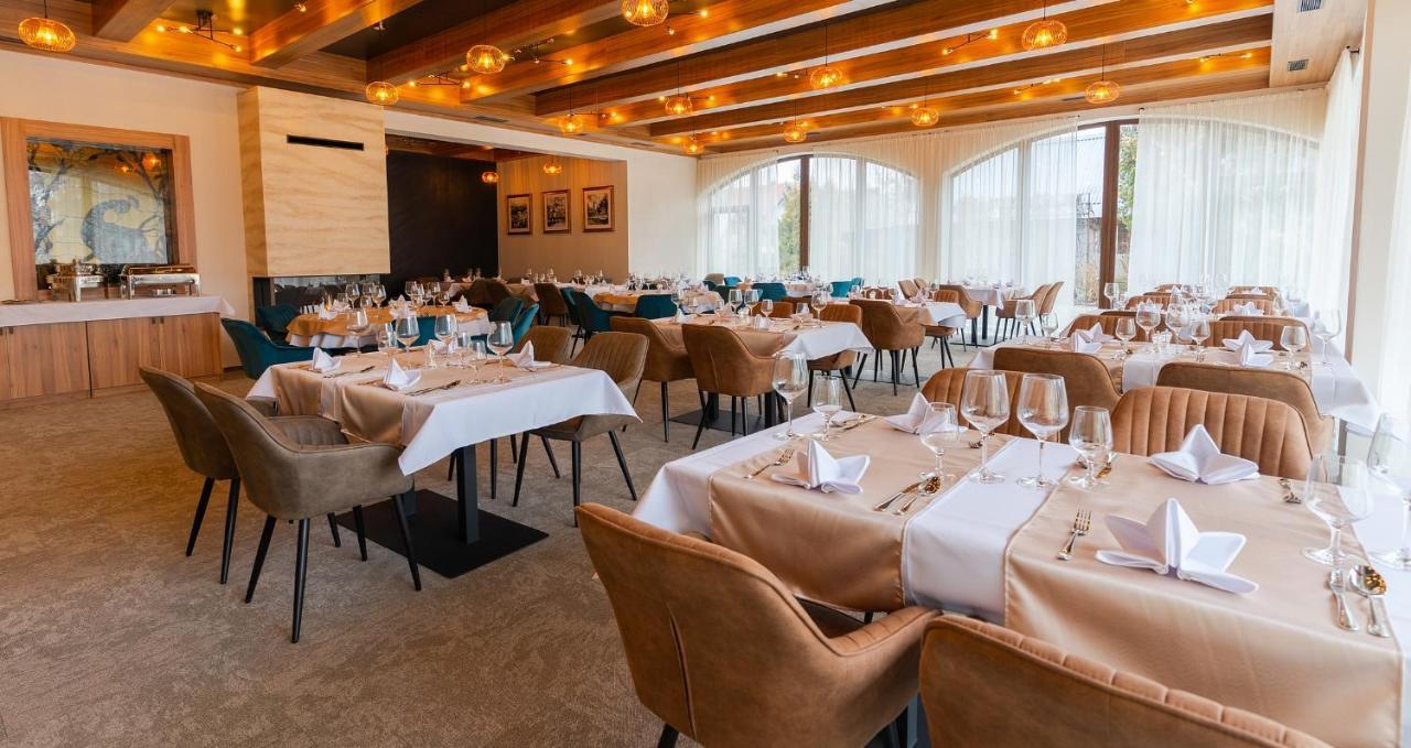 Hotel Demaenova **** Liptovský Mikuláš Εξωτερικό φωτογραφία