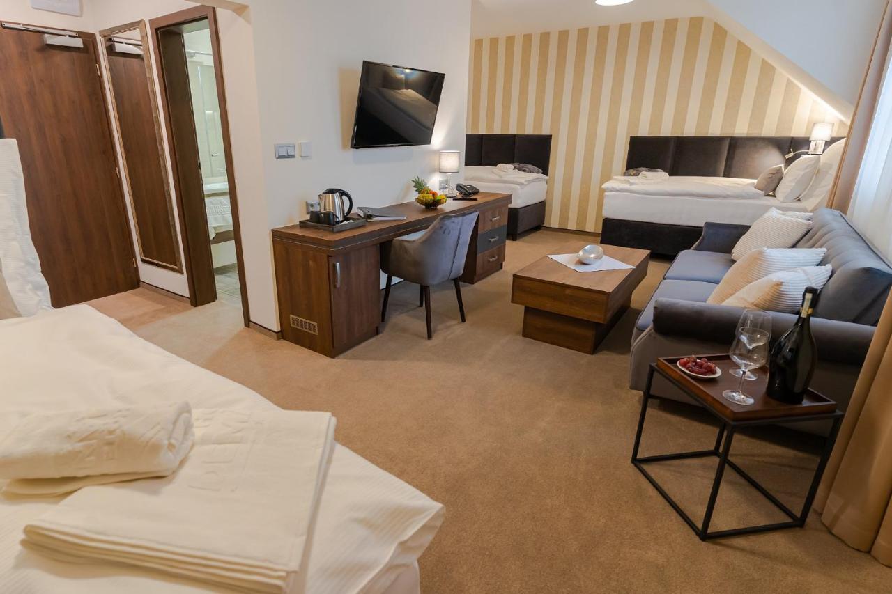 Hotel Demaenova **** Liptovský Mikuláš Εξωτερικό φωτογραφία