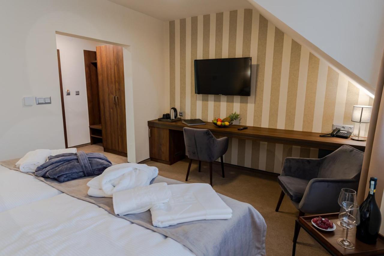 Hotel Demaenova **** Liptovský Mikuláš Εξωτερικό φωτογραφία